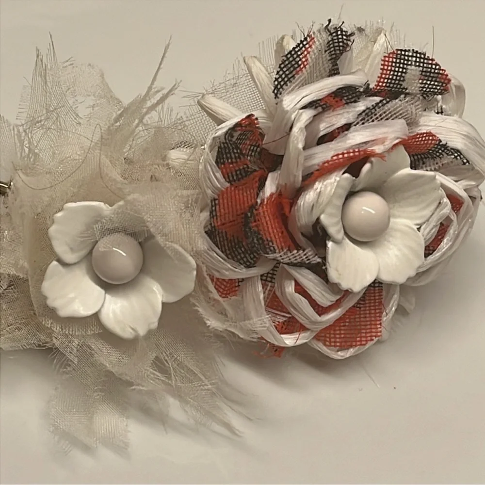 VINTAGE LOUIS VUITTON HAIR CLIP